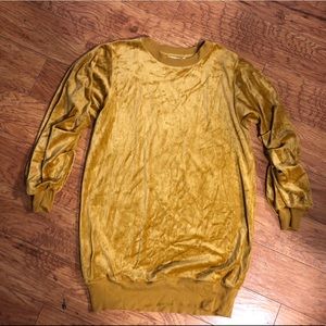 Women’s Express Velvet Tunic, S